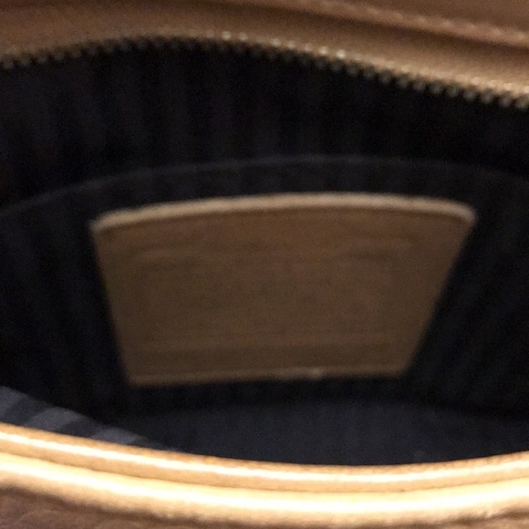 Authentic vintage Coach brand purse- Excellent condition - Picture 7 of 8